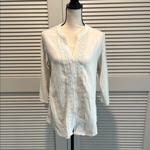 White 3/4 Sleeve Relaxed Button Down Blouse
